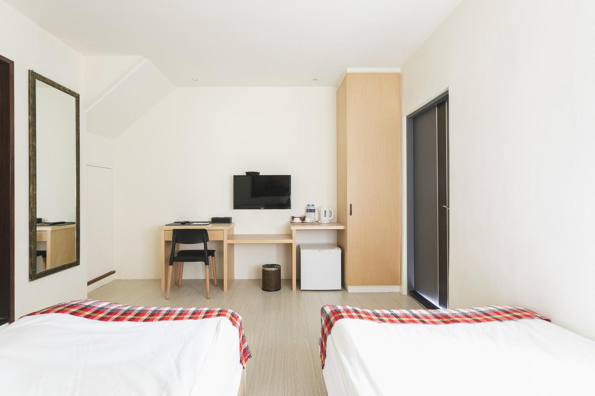 Tropical Low Boundary B&B ตงเหอ ภายนอก รูปภาพ