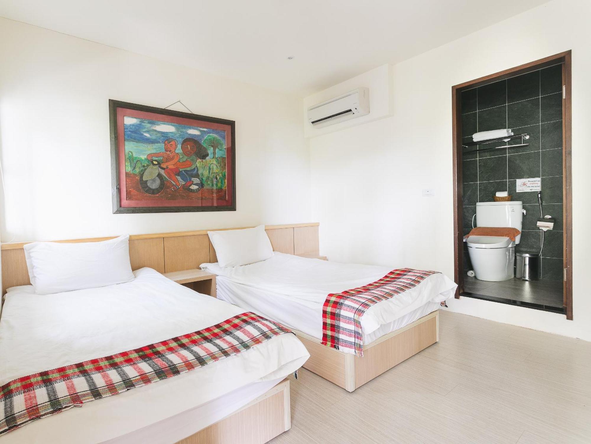 Tropical Low Boundary B&B ตงเหอ ภายนอก รูปภาพ