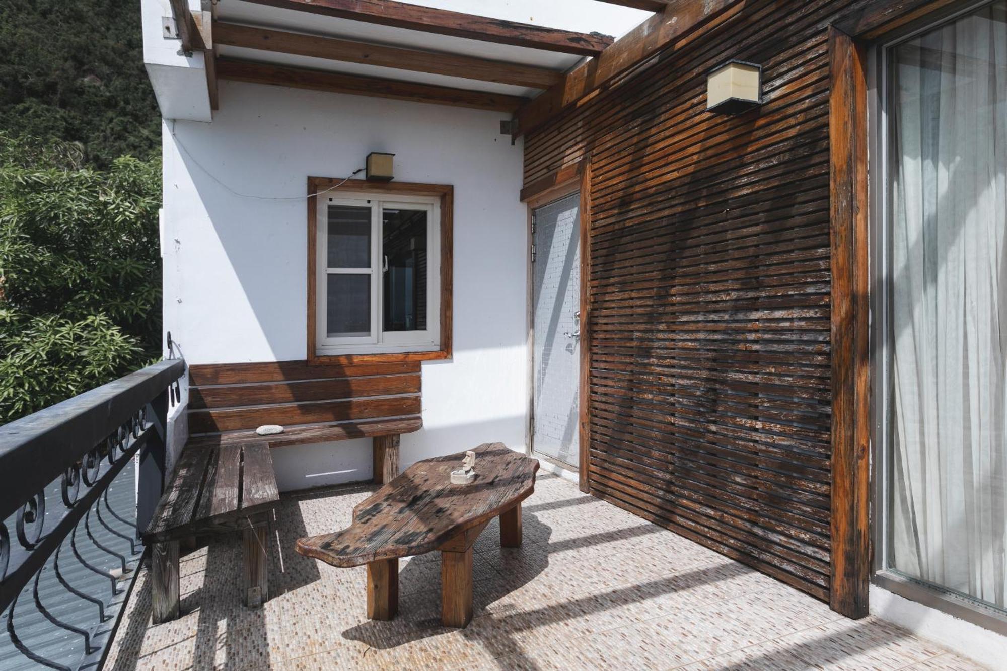 Tropical Low Boundary B&B ตงเหอ ภายนอก รูปภาพ