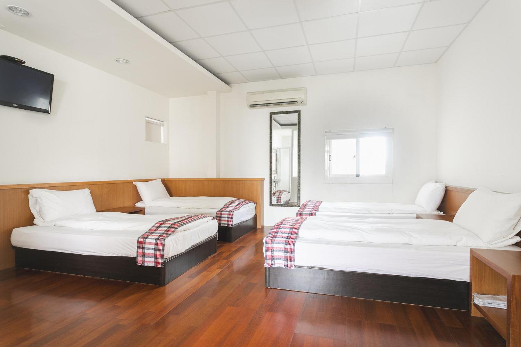 Tropical Low Boundary B&B ตงเหอ ภายนอก รูปภาพ