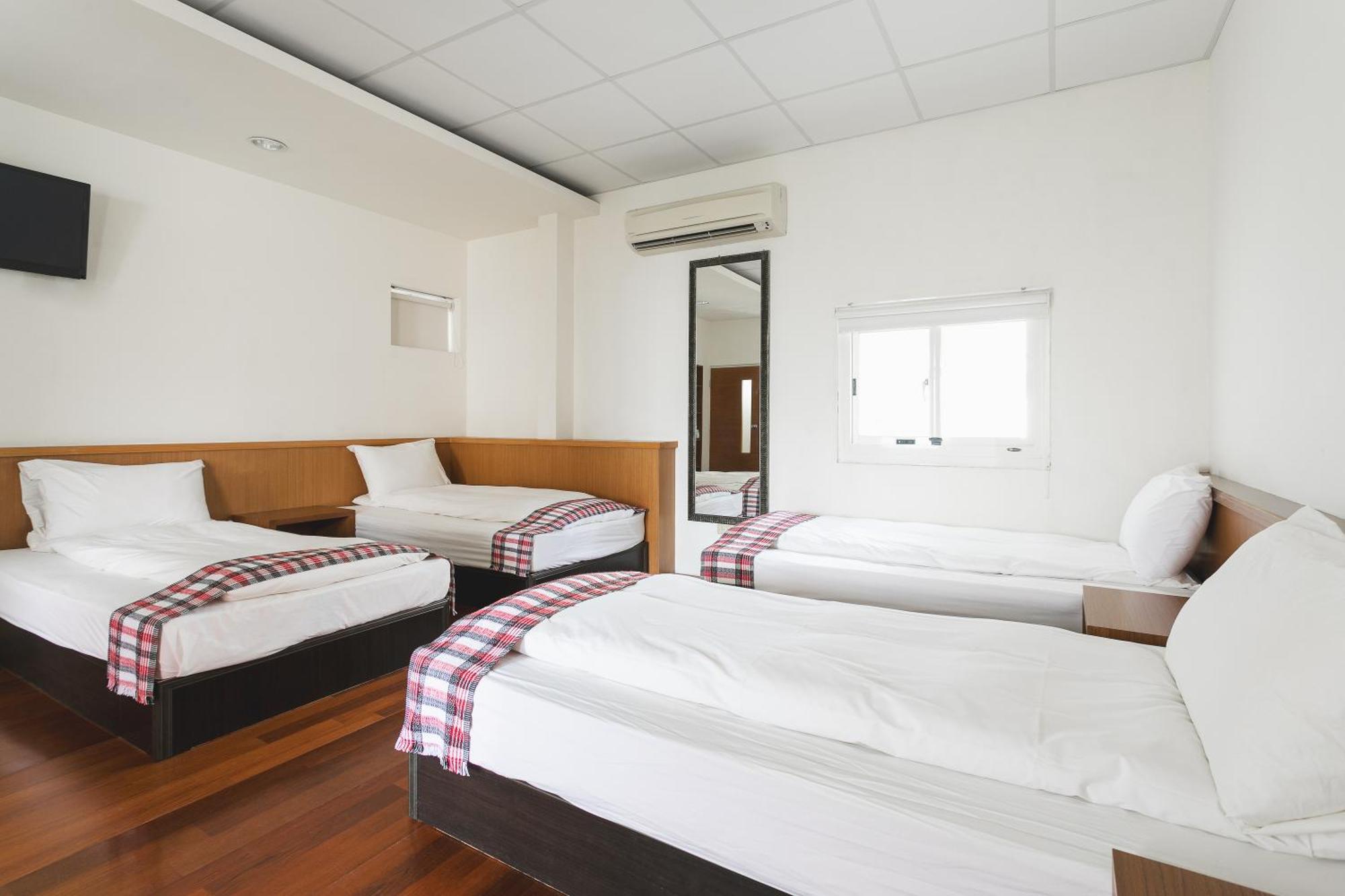 Tropical Low Boundary B&B ตงเหอ ภายนอก รูปภาพ